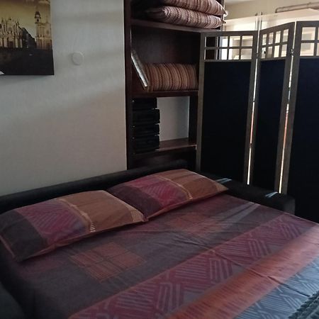 Apartamento La Dimora Del Borgo Pinerolo Exterior foto